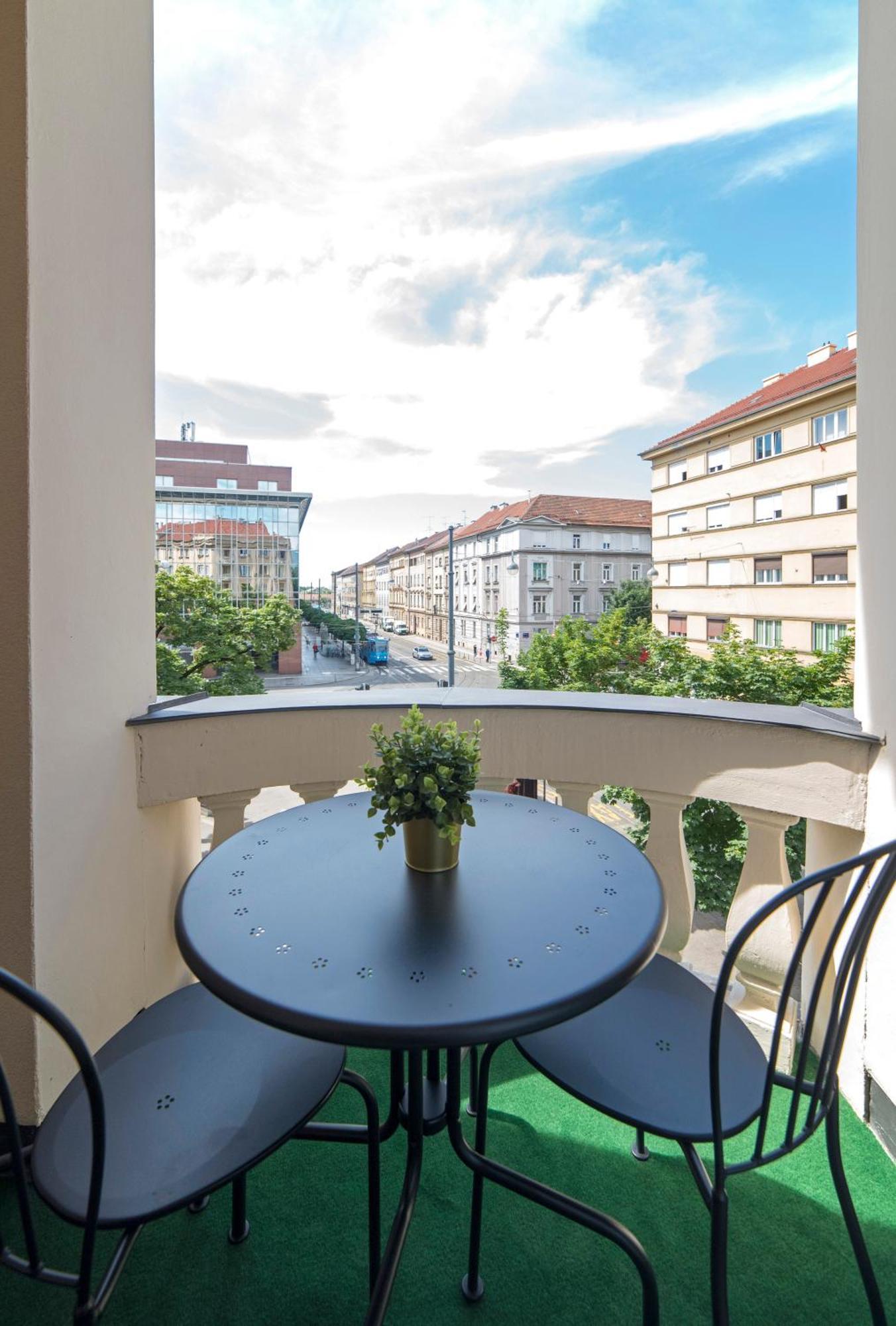 Evita Accommodation Zagreb Ngoại thất bức ảnh
