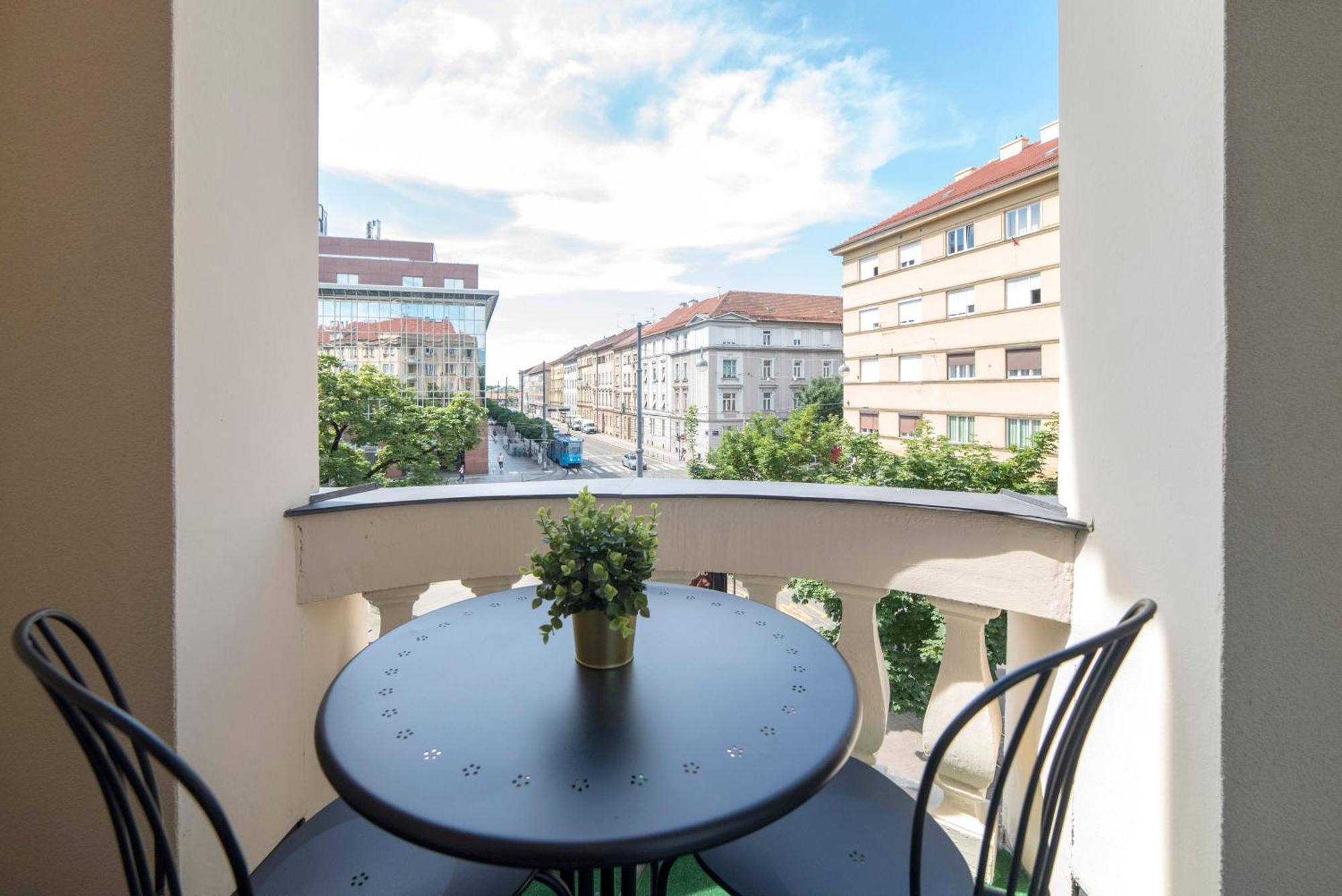 Evita Accommodation Zagreb Ngoại thất bức ảnh